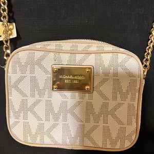Michael kors jet set small  cross body bag